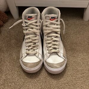 Nike Blazers in White